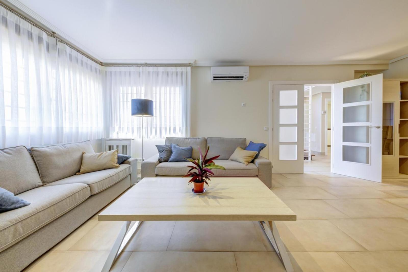 Ferienwohnung El Palomar Madrid Exterior foto